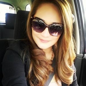 Meet your Posher, Shiela marie